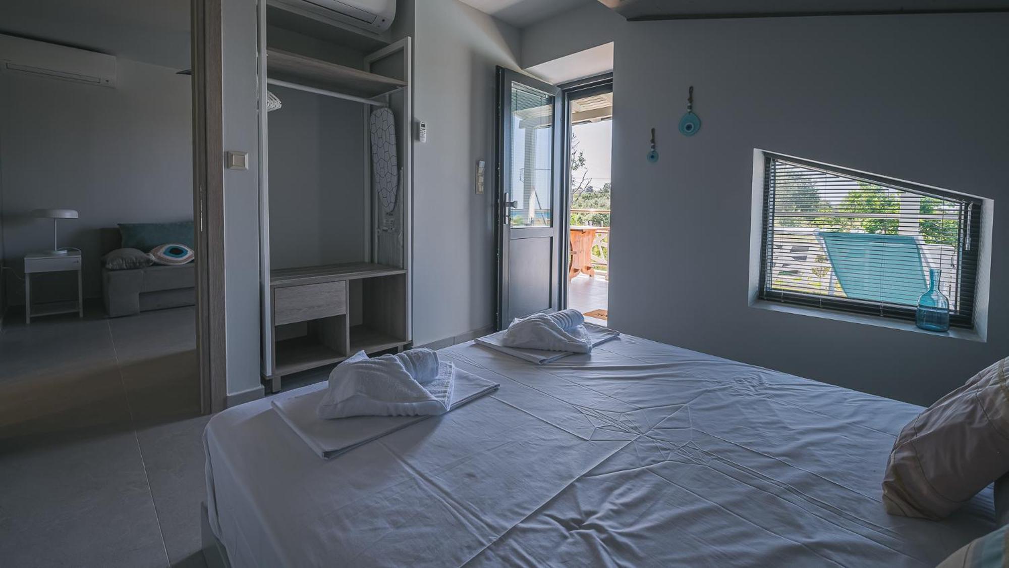 Electra Beachfront Suites, Nea Irakleia Luaran gambar